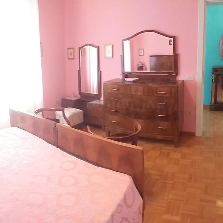 Отель La Montecchia House Montecchia di Crosara Экстерьер фото