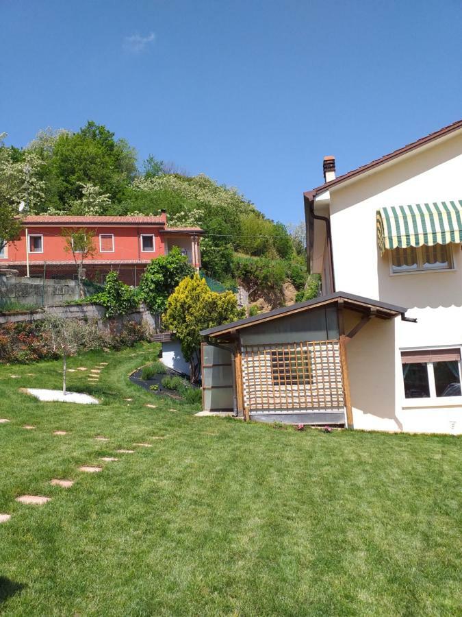 Отель La Montecchia House Montecchia di Crosara Экстерьер фото