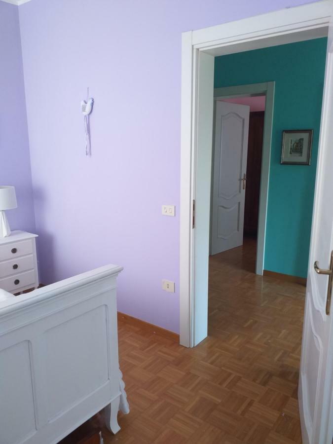Отель La Montecchia House Montecchia di Crosara Экстерьер фото