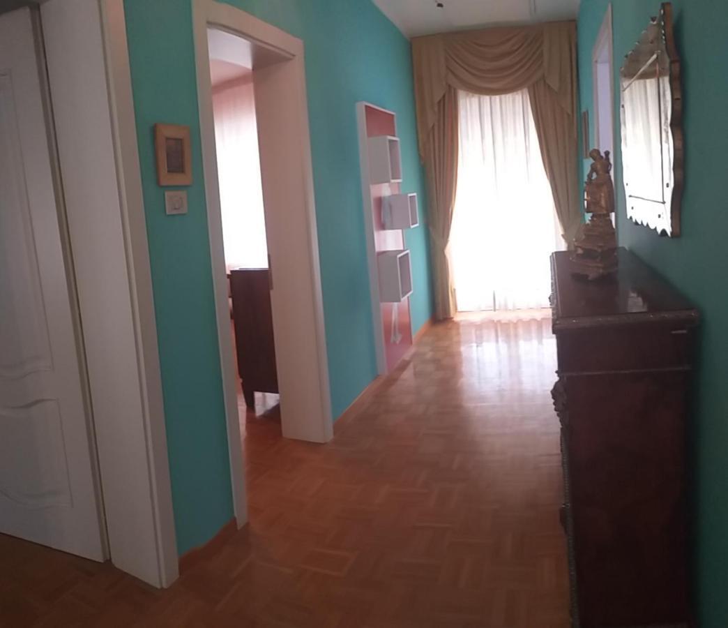 Отель La Montecchia House Montecchia di Crosara Экстерьер фото